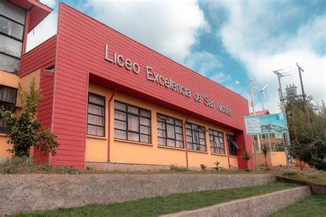 Mapa de la ubicación del Liceo Polivalente San Nicolás en Ñuble, Chile