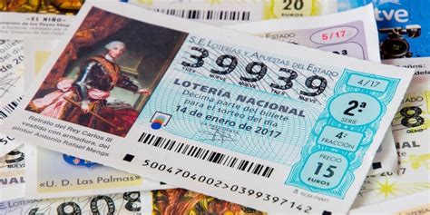 Foto de un boleto de lotería roto o deteriorado