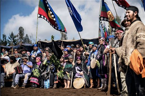 Representación de ancianos mapuches en una comunidad