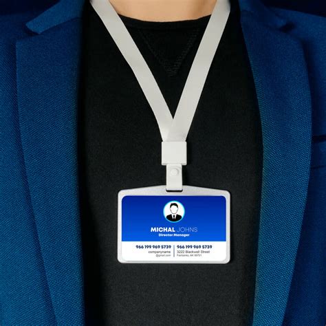 Infografía que muestra la variedad de credenciales de identificación: para empleados, visitas, eventos y miembros.