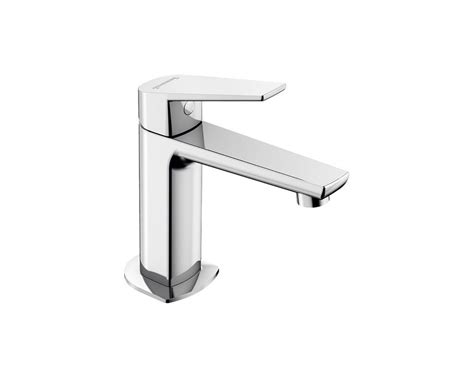 Primer plano de un monomando de grifería con maneta geriátrica y detalles de su diseño