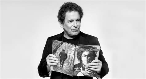 Andrés Calamaro en un retrato o durante una interpretación