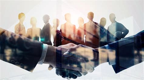Esquema de colaboración entre empresas y fundaciones en programas educativos