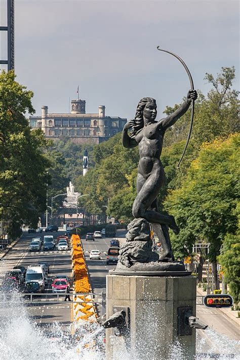 Escultura de Diana Cazadora