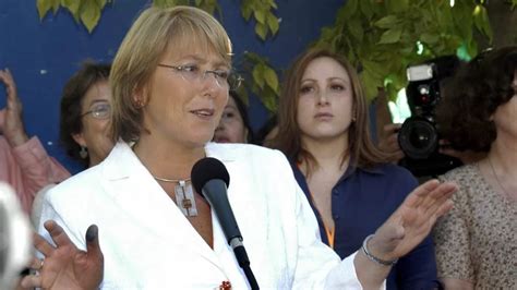 Presidenta Michelle Bachelet presentando propuestas de reforma previsional