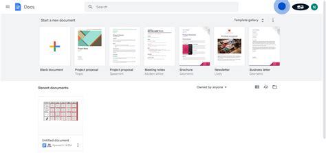 Captura de pantalla de Google Docs mostrando un documento legal en edición colaborativa
