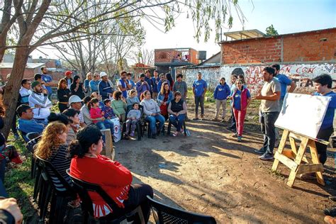 Infografía: Componentes del Programa Más AMA (talleres, líderes comunitarios, capacitación a equipos de salud)