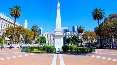Detalle escultórico de una de las fuentes que estuvieron en la Plaza de Mayo