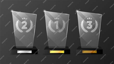 Montaje de premios y trofeos recibidos por UNO AFP