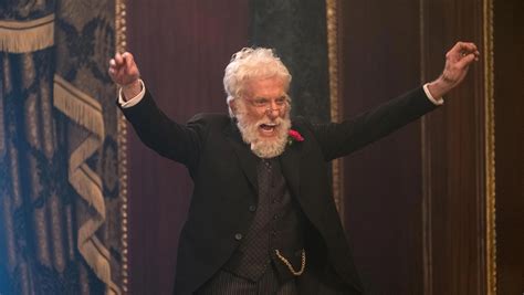 Dick Van Dyke en Mary Poppins Returns como el Sr. Dawes Hijo