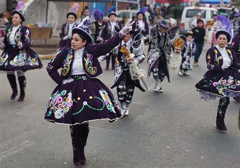 Grupo de Baile Folclor Nortino Adulto Mayor durante su presentación en Puerto Varas
