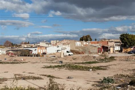 Esquema del modelo de intervención del Programa Asertos en un barrio