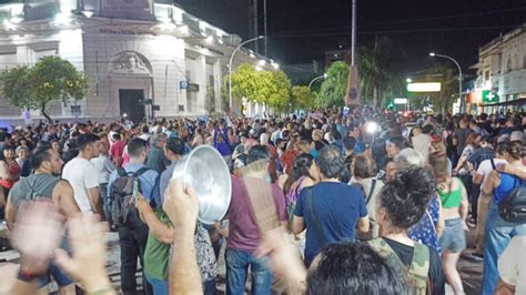 Manifestación cacerolazo en Plaza Ñuñoa contra las AFP