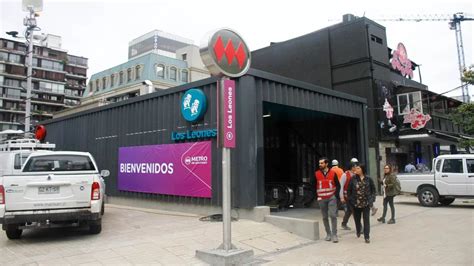 Estación de Metro de Santiago con accesos para personas con movilidad reducida