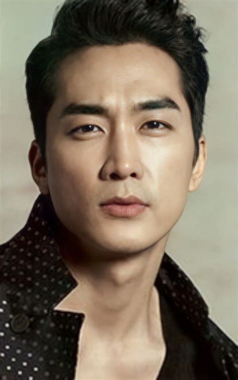 Retrato de Song Seung Heon