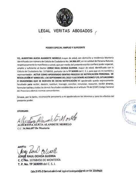 Diagrama que compara el análisis autenticado y no autenticado, mostrando la profundidad de la detección en cada caso.