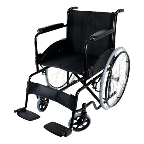 Foto de una silla de ruedas eléctrica moderna en uso