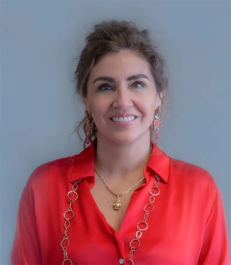 Claudia Asmad, directora de Senama, en un evento público