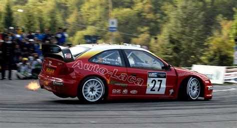 Chus Puras y Carlos del Barrio en acción durante un rallye