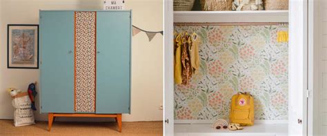 CJ personalizando su aspecto en un armario