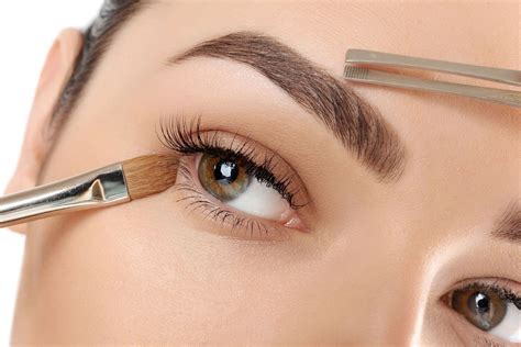 Cejas definidas para enmarcar la mirada