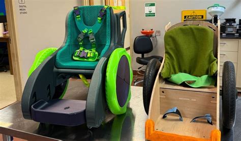 Silla de ruedas GO impresa en 3D, mostrando su diseño ergonómico y personalizable