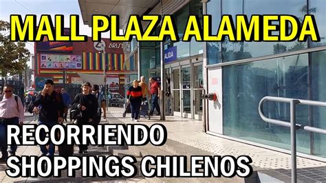 Fotografía exterior de un Mall Plaza en Chile