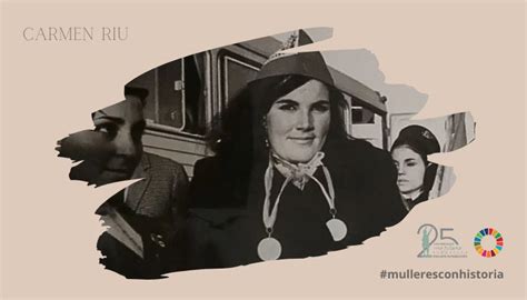 Fotografía histórica de María Carmen Riu (izquierda) y Rita Granada (derecha) durante el desfile del equipo paralímpico español en las paralimpiadas de Tel Aviv 1968.