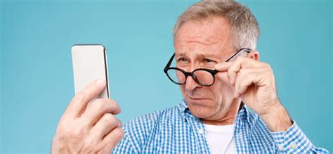 Infografía mostrando la prevalencia de problemas de visión en personas mayores de 60 años