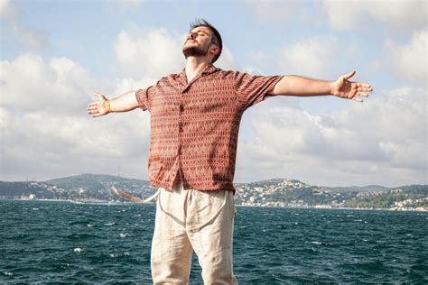 Gráfico 1: Comparación de satisfacción con la vida personal versus la población general.