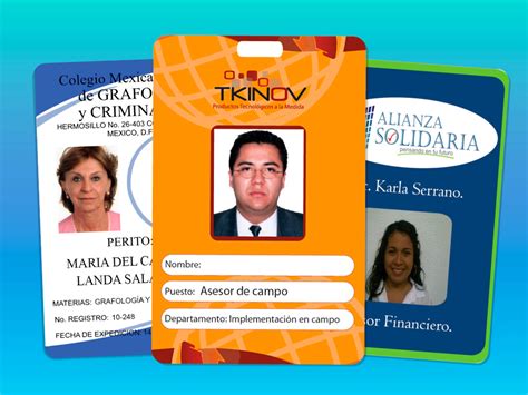 Ejemplos de credenciales personalizadas para diferentes tipos de organizaciones