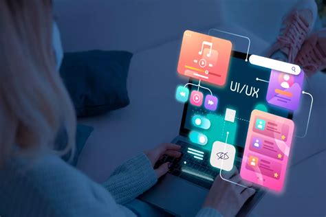 Interfaz de una plataforma de estudio online con videos y contenido interactivo