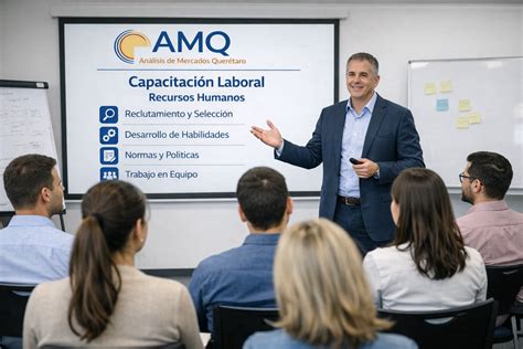 Foto: Grupo de adultos en una capacitación laboral