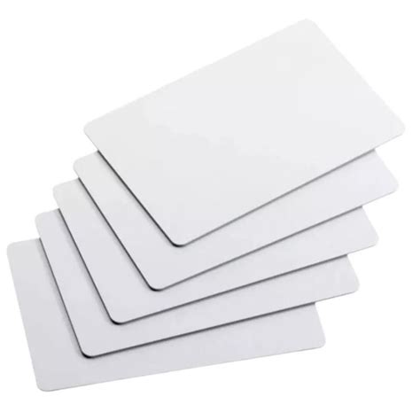 Foto de tarjetas de PVC sublimables apiladas