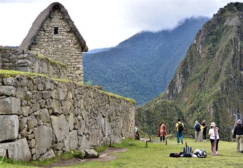 Vista completa de Machu Picchu desde la Casa del Guardián