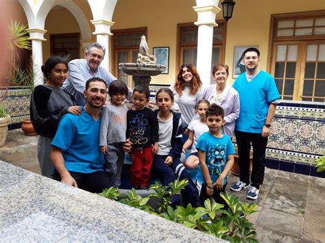 Ilustración: Lazos familiares en un hogar de acogida