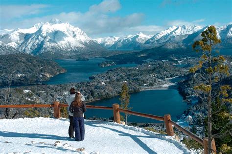 Panorama 360 grados del Cerro Campanario con lagos y montañas de Bariloche