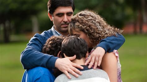 Esquema de las causas de la vulnerabilidad familiar que impactan en la educación