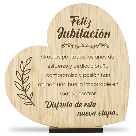 Ilustración de una cena de despedida de jubilación con colegas en un restaurante, con brindis y felicitaciones.