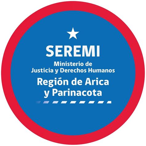 Fotografía de la Seremi de Justicia y Derechos Humanos de la región durante una visita oficial al centro CREAD Belén