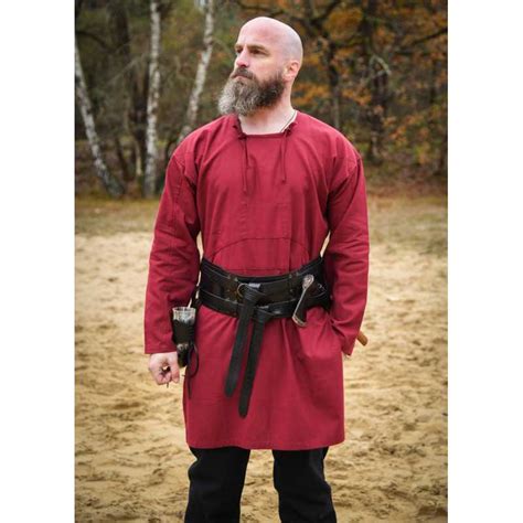 Reconstrucción de la túnica vikinga de Viborg