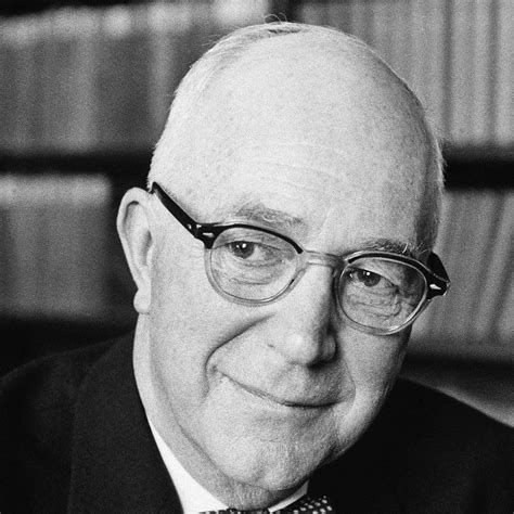 Retrato histórico de Gordon Allport en su despacho de la Universidad de Harvard