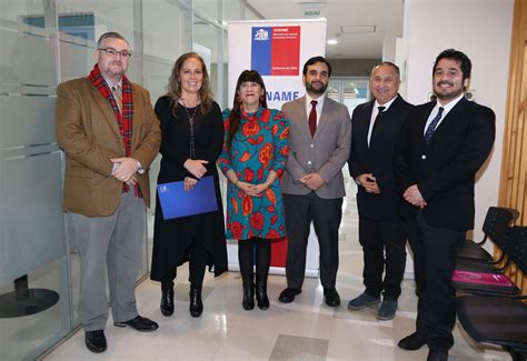 Foto: Solange Huerta, directora del Sename, visitando un centro