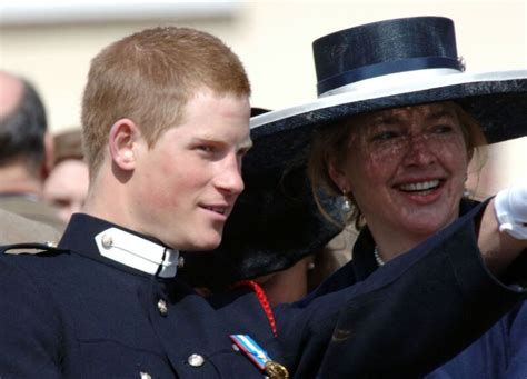 Príncipe Harry y Tiggy Legge-Bourke en la graduación militar del príncipe