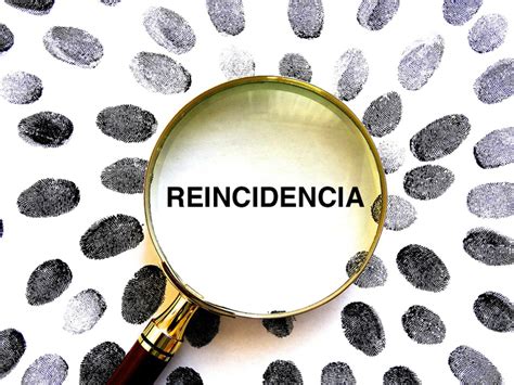 Gráfico comparativo de las tasas de reincidencia en jóvenes atendidos por Sename entre 2009 y 2020.