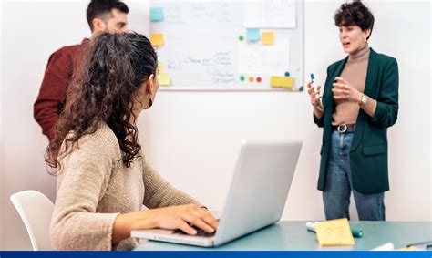 Ilustración esquemática del proceso de investigación patrimonial por parte de un tribunal de familia