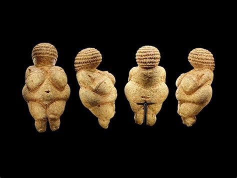 Figura 1. Venus de Willendorf ca. 25.000 a.C. Naturhistorisches Museum de Viena.