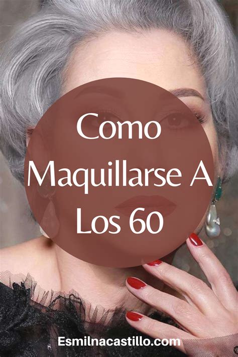 Mujer mayor de aspecto sencillo