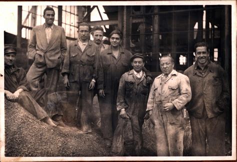 Fotografía histórica de trabajadores en España a principios del siglo XX