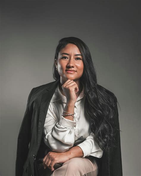 Retrato profesional de Daniela Ramírez sonriendo
